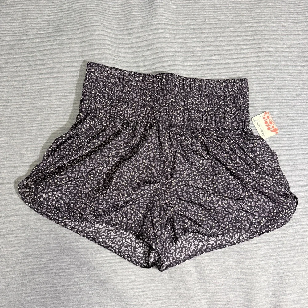 Free People Movement Leopard Print The Way Home Shorts NWT Size Large - Picture 4 of 9